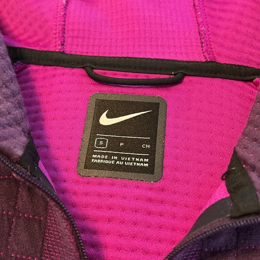 3 for 30$ Nike cropped full zip hoodie